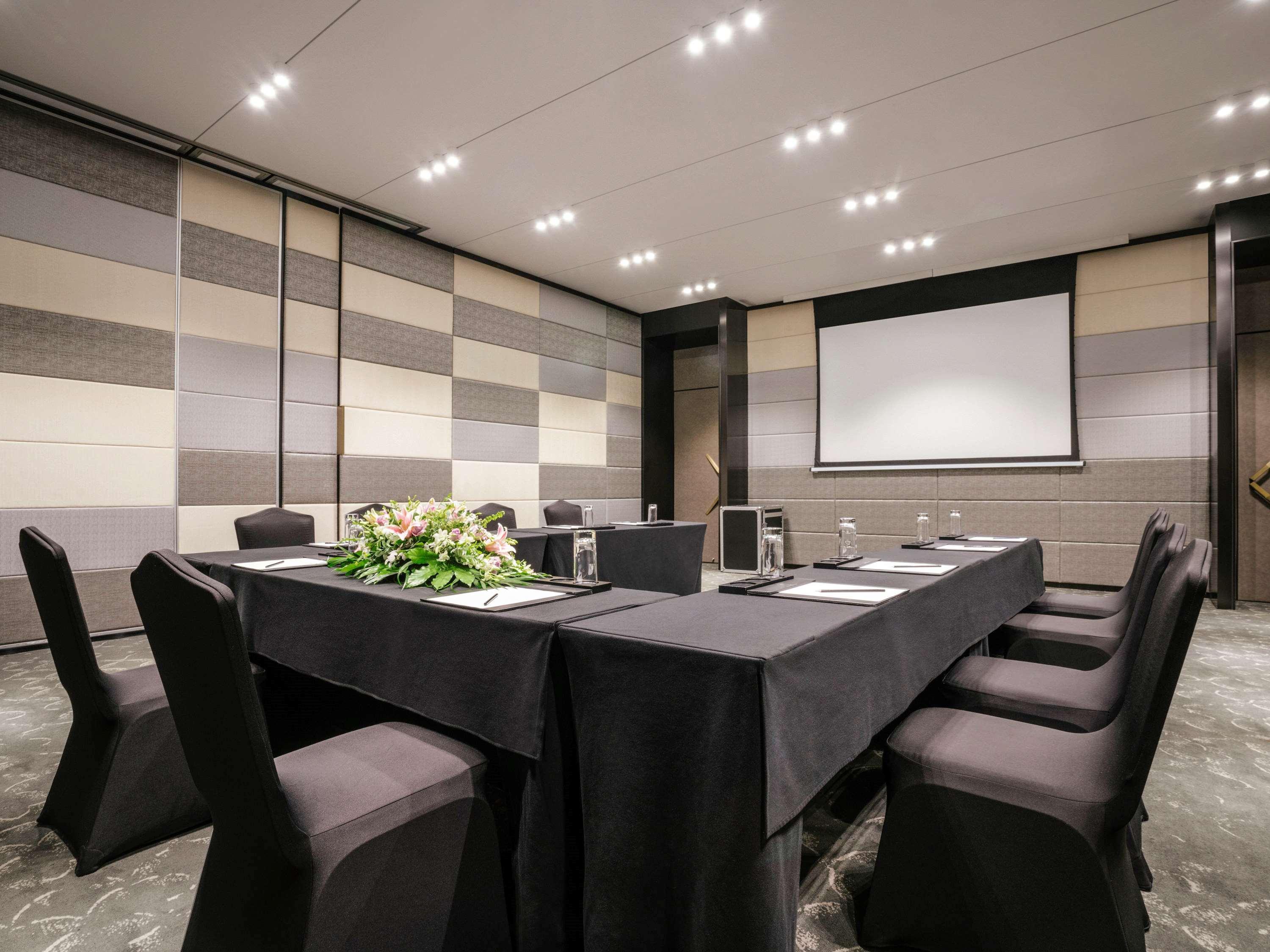 Grand Mercure Shanghai Hongqiao Exterior photo